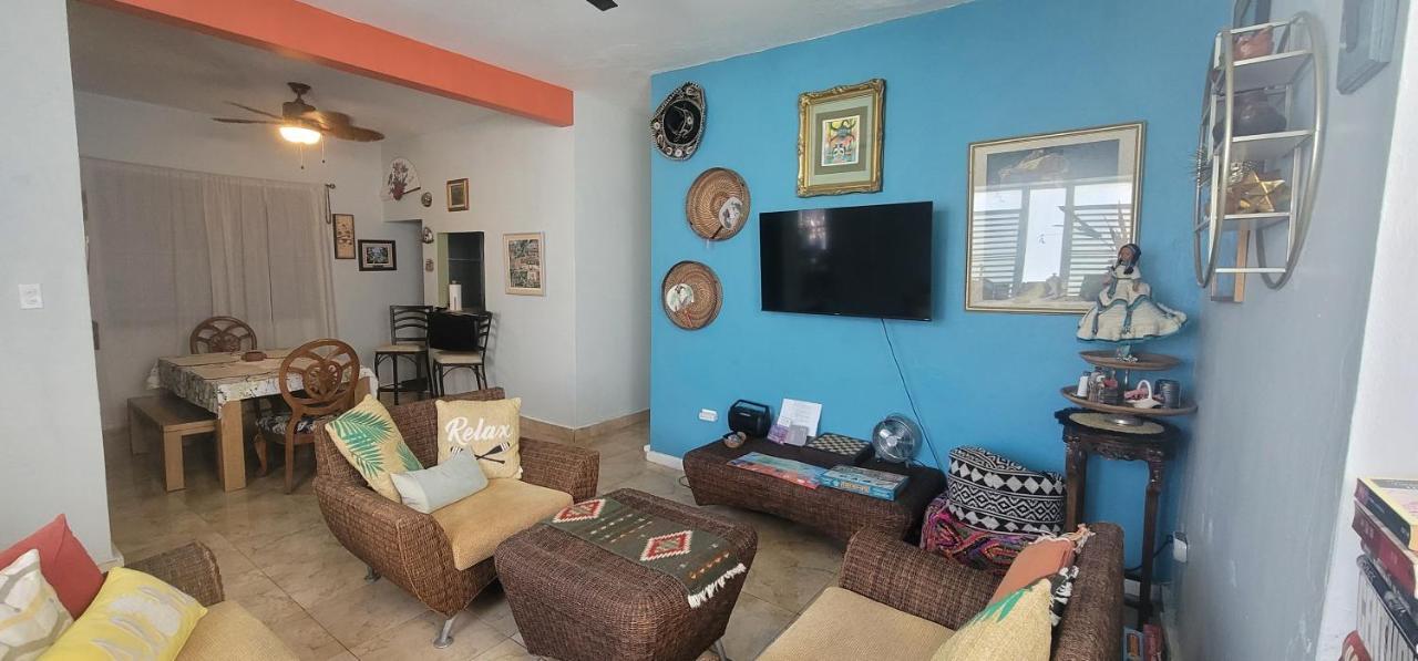 Сasa de vacaciones Family House, San Juan, Puerto Rico-beach, Restaurants, Airport *